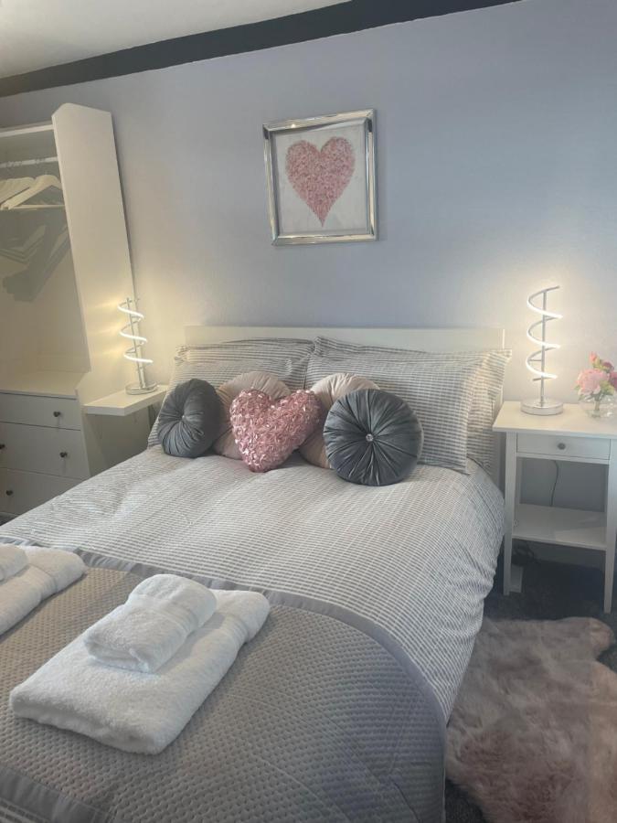 Courtyard * Belper